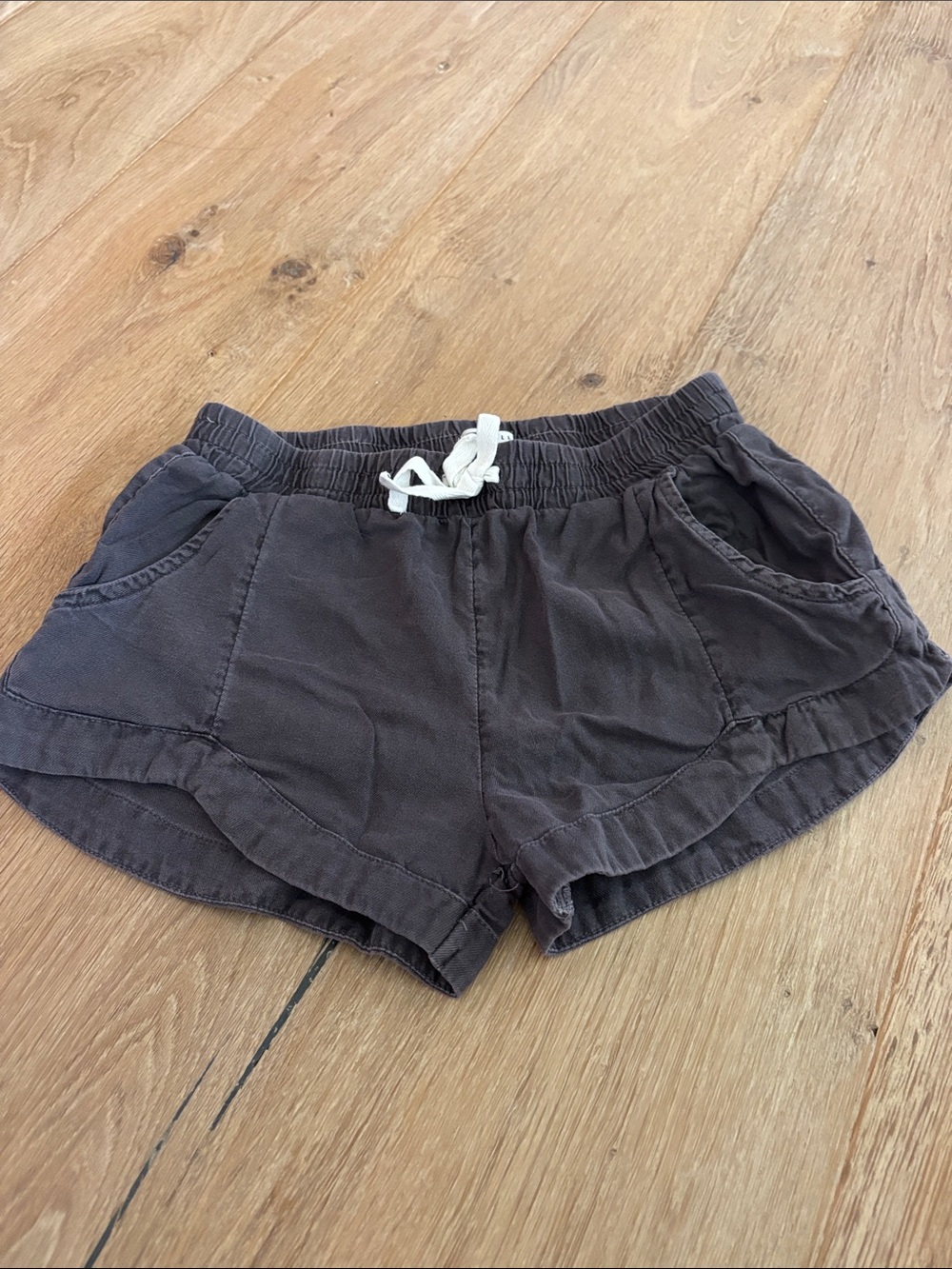 Billabong Girls' grey Shorts